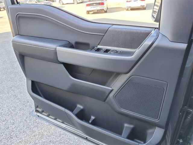 2025 Ford F-150 XLT  TX