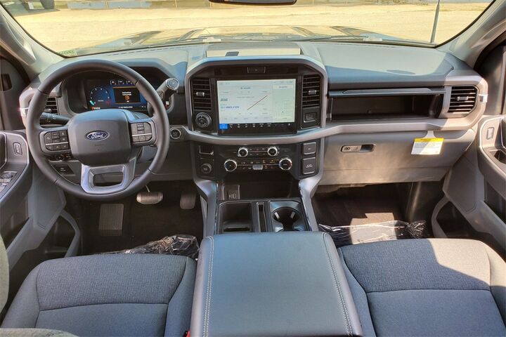 2025 Ford F-150 XLT  TX