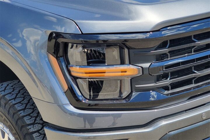 2025 Ford F-150 XLT  TX