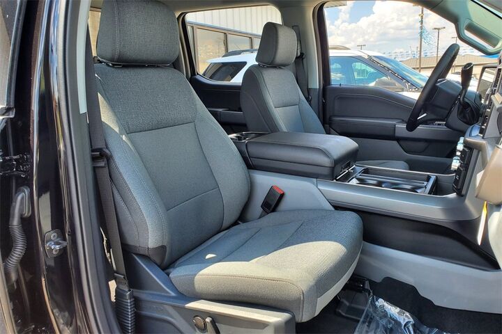 2025 Ford F-150 XLT  TX