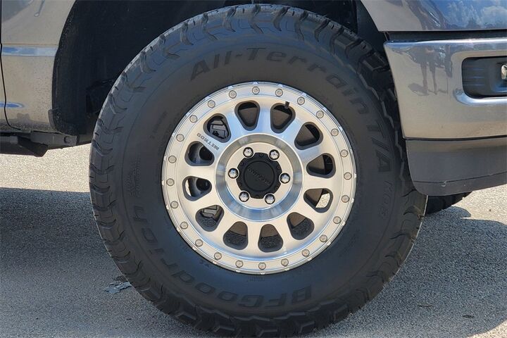 2025 Ford F-150 XLT  TX