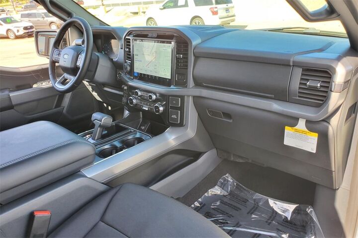 2025 Ford F-150 XLT  TX