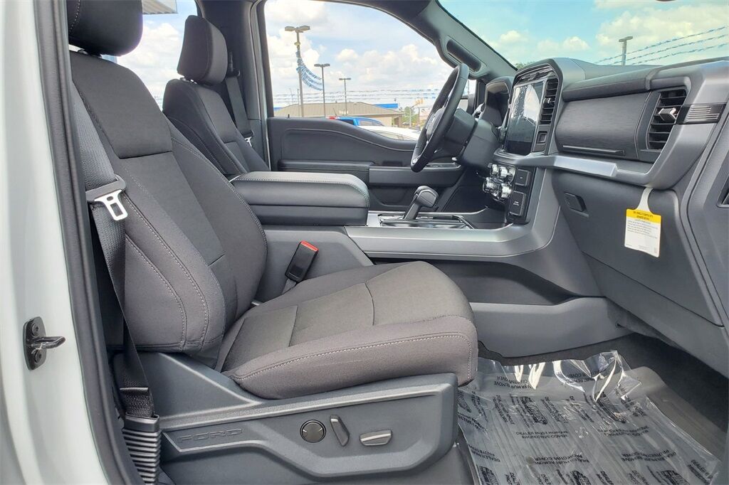 2025 Ford F-150 XLT Hondo TX