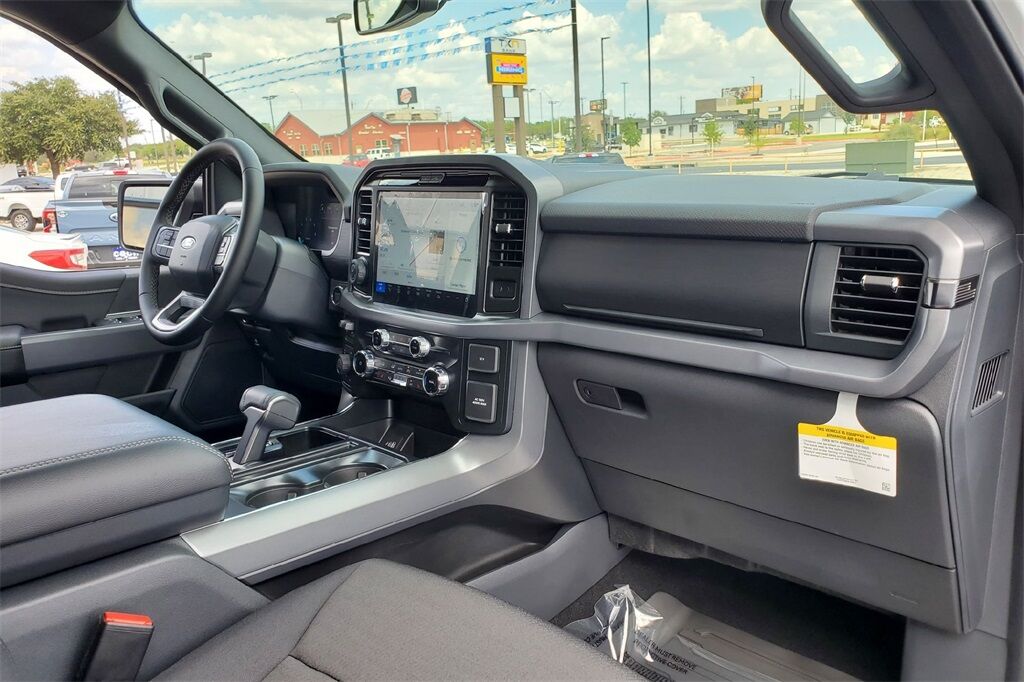 2025 Ford F-150 XLT Hondo TX