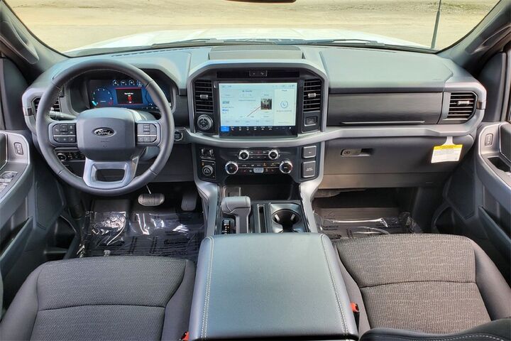 2025 Ford F-150 XLT  TX