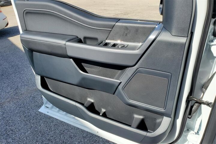 2025 Ford F-150 XLT  TX