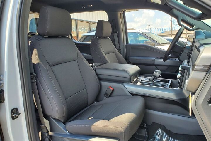 2025 Ford F-150 XLT  TX