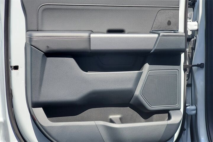 2025 Ford F-150 XLT  TX