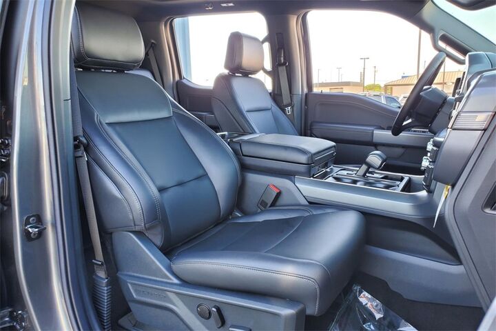 2025 Ford F-150 XLT  TX