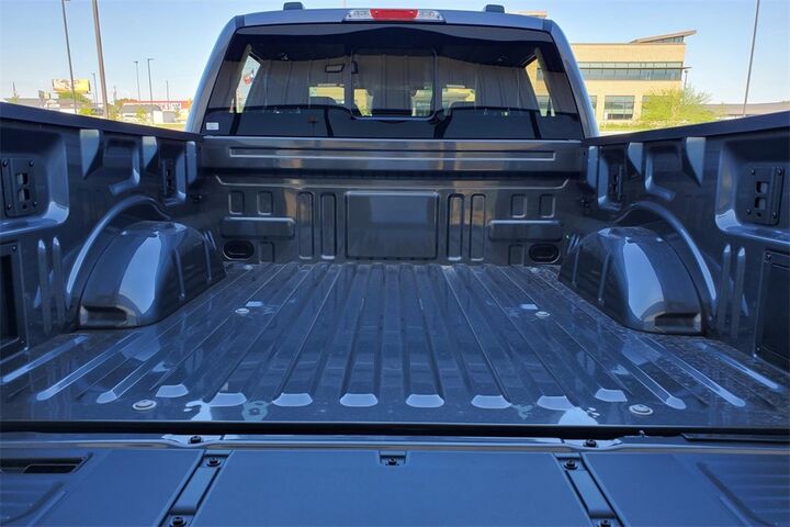 2025 Ford F-150 XLT  TX
