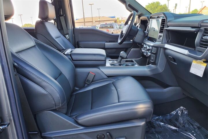 2025 Ford F-150 XLT  TX