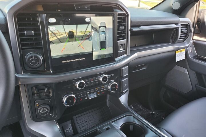 2025 Ford F-150 XLT  TX