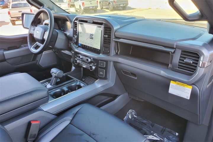 2025 Ford F-150 XLT  TX