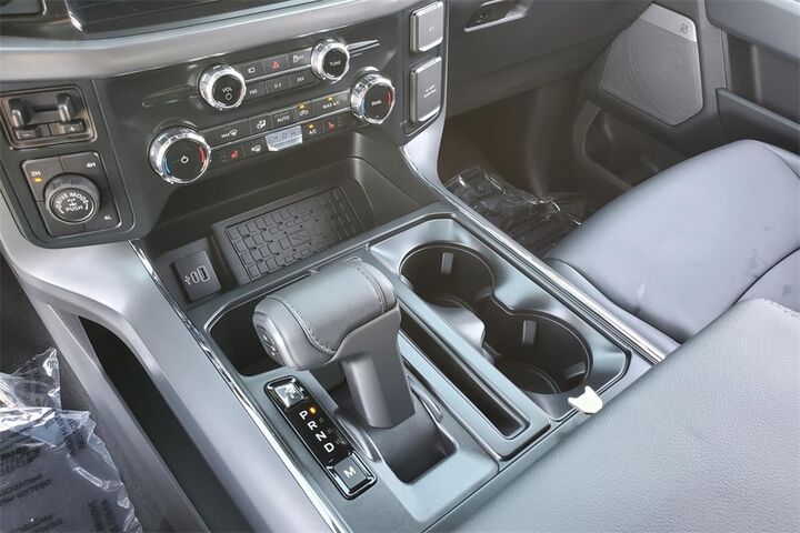 2025 Ford F-150 XLT  TX