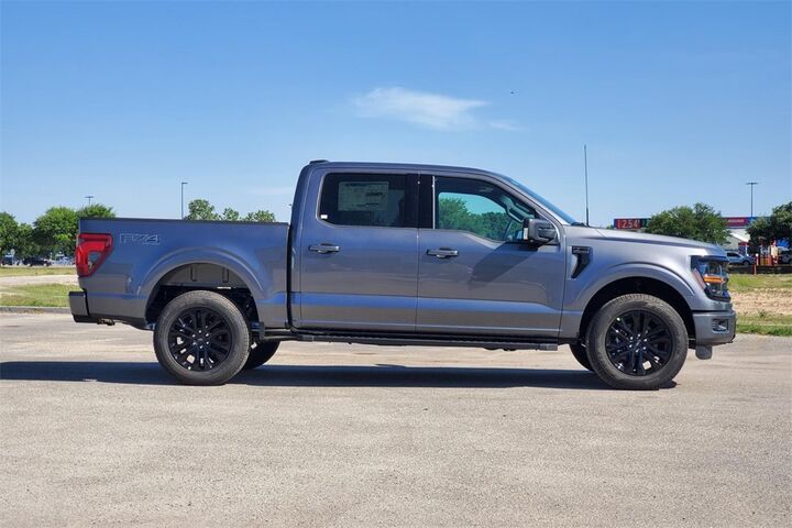 2025 Ford F-150 XLT  TX