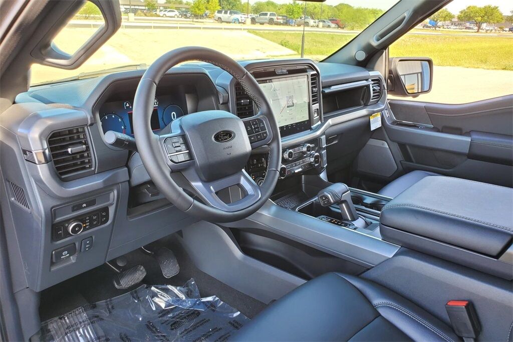 2025 Ford F-150 XLT Hondo TX
