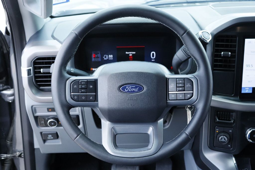 2025 Ford F-150 XLT Hondo TX