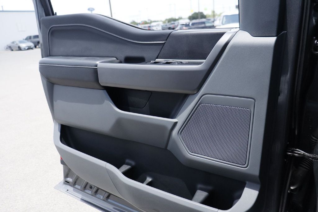 2025 Ford F-150 XLT Hondo TX