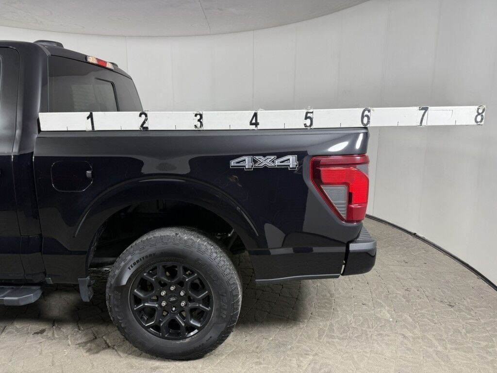 2025 Ford F-150 XLT 4WD w/Black Appearance SuperCrew 5.5' Box Maumee OH
