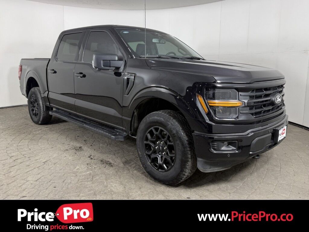 2025 Ford F-150 XLT 4WD w/Black Appearance SuperCrew 5.5' Box