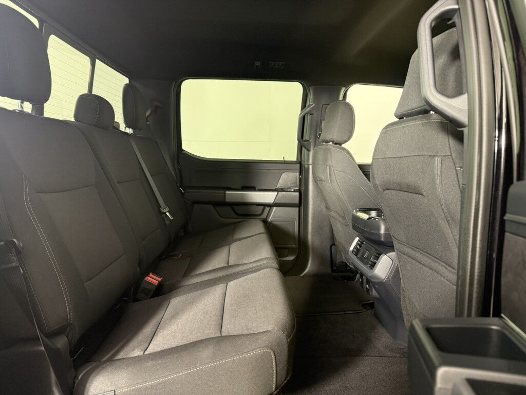 2025 Ford F-150 XLT Black Appearance pkg 4WD SuperCrew 5.5' Box Maumee OH