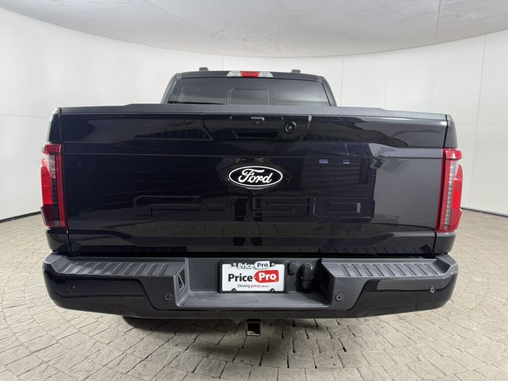 2025 Ford F-150 XLT Black Appearance pkg 4WD SuperCrew 5.5' Box Maumee OH