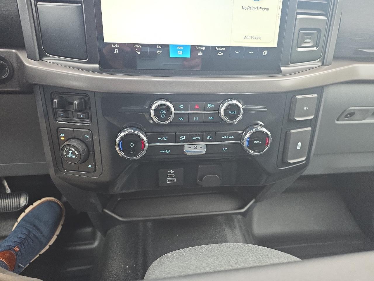 2025 Ford F-150 XLT Sand Lake NY