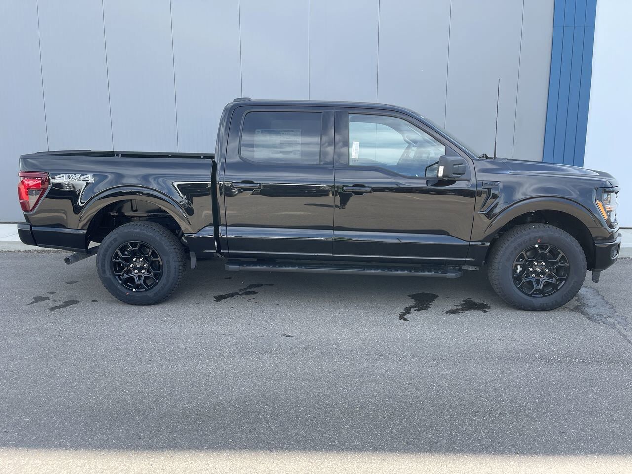 2025 Ford F-150 XLT Sherwood Park AB