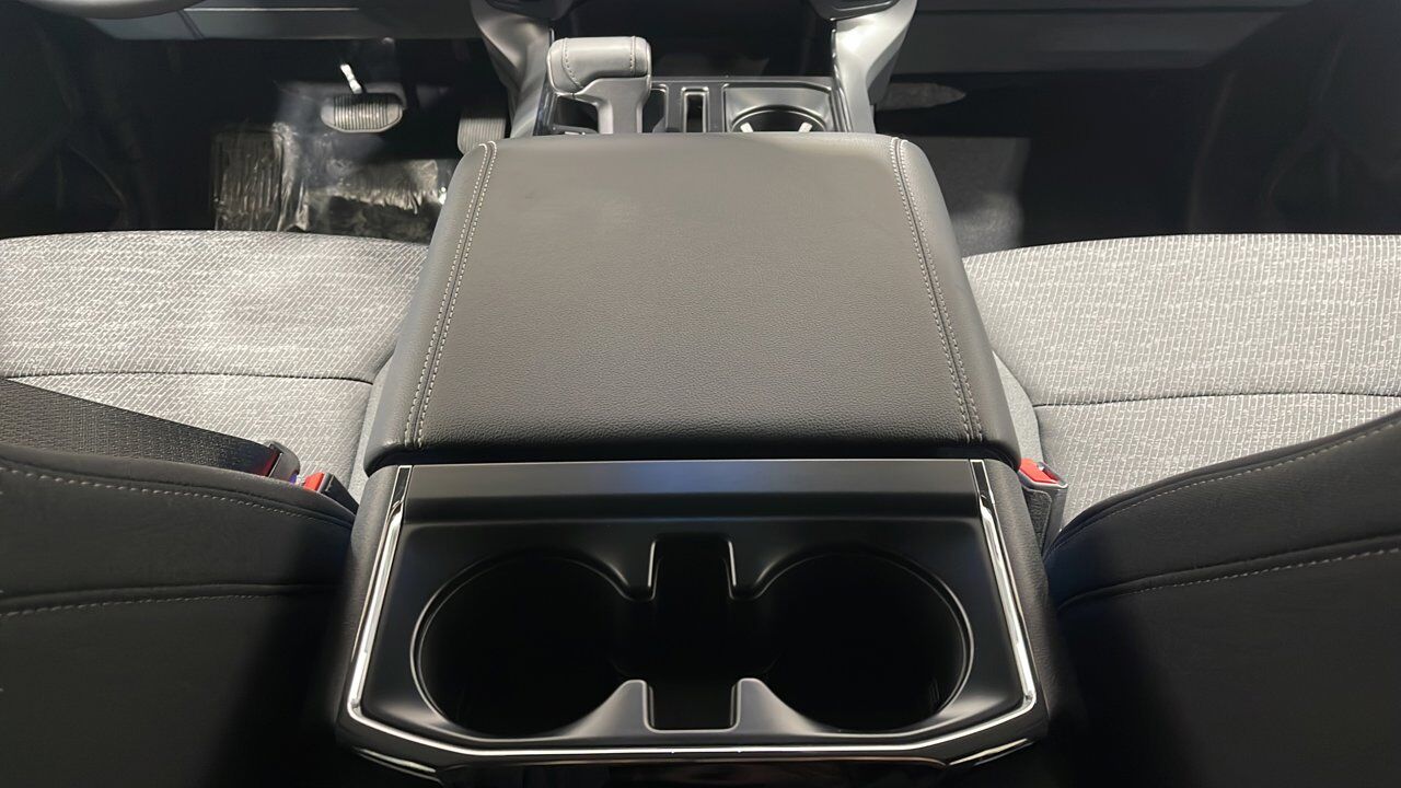 2025 Ford F-150 XLT Sherwood Park AB