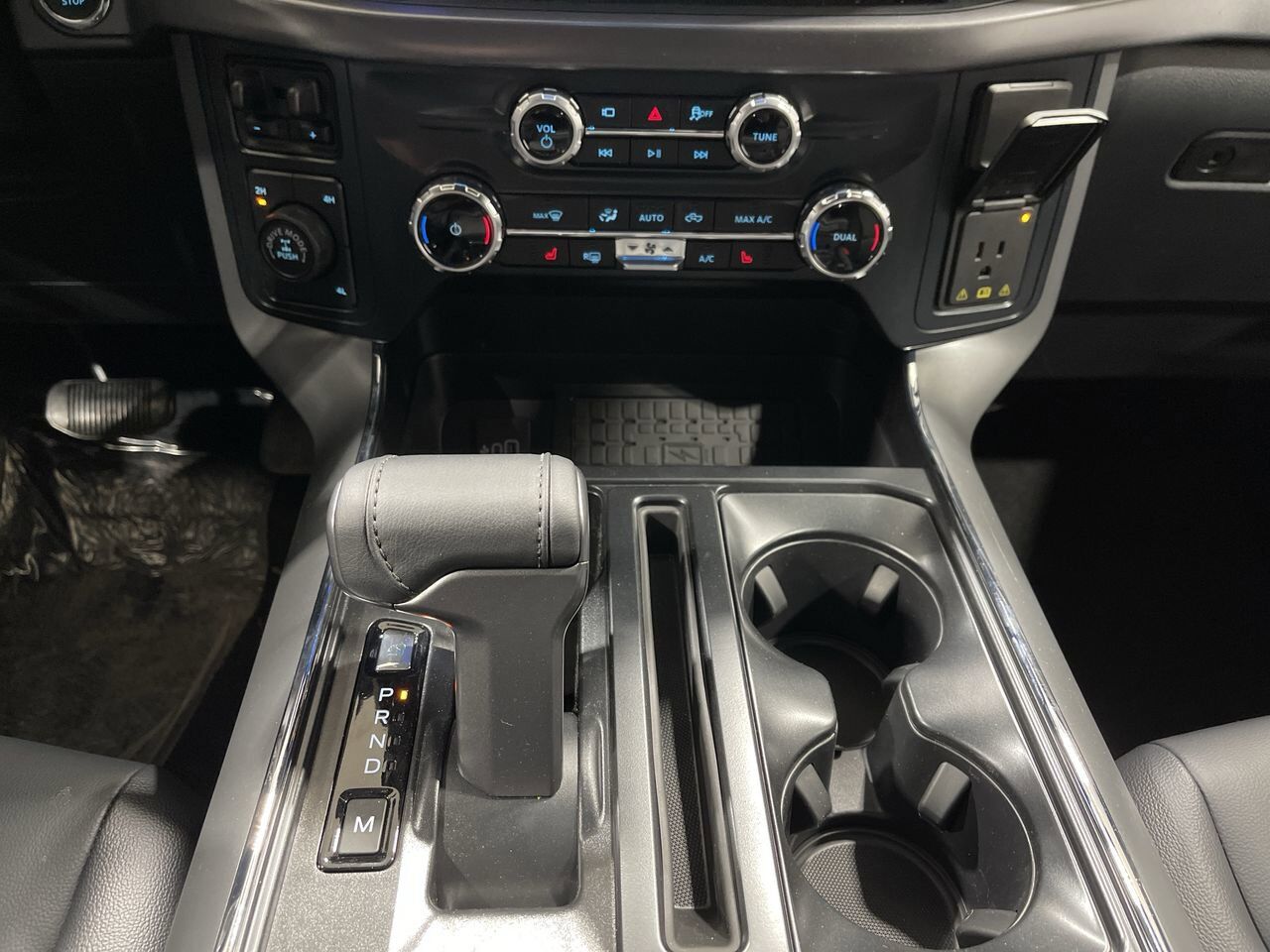 2025 Ford F-150 XLT Sherwood Park AB