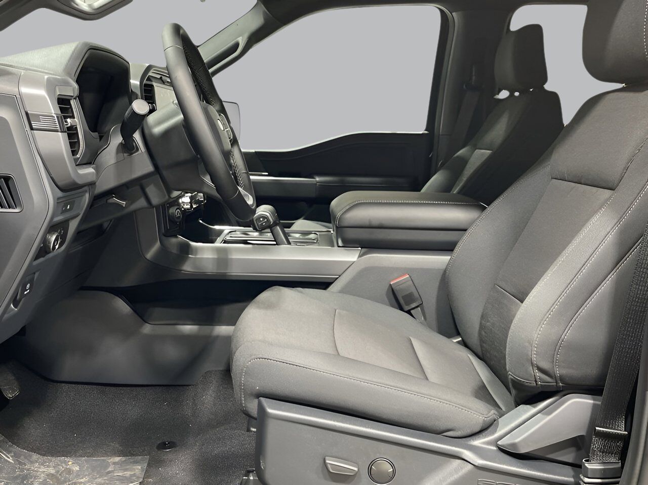 2025 Ford F-150 XLT Sherwood Park AB