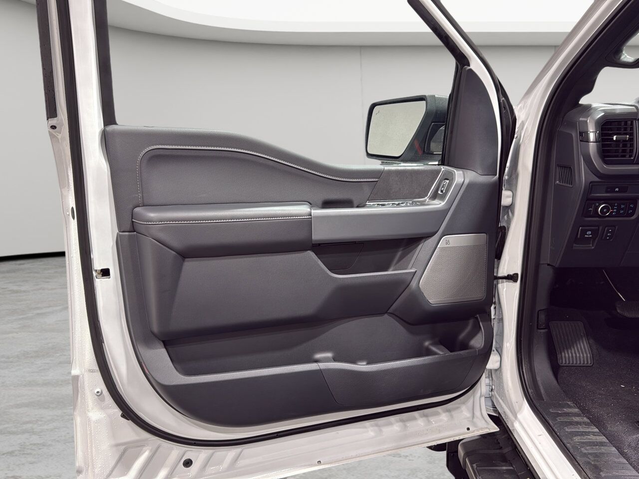 2025 Ford F-150 XLT Sherwood Park AB