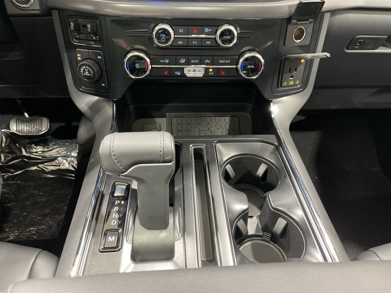 2025 Ford F-150 XLT Sherwood Park AB