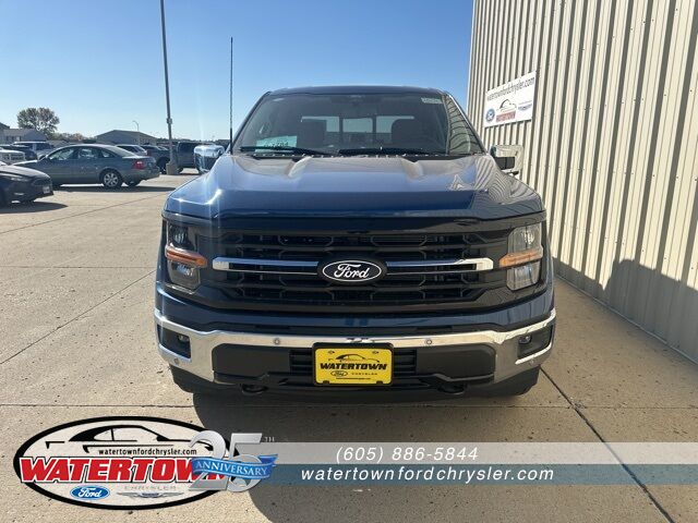 2025 Ford F-150 XLT photo 3