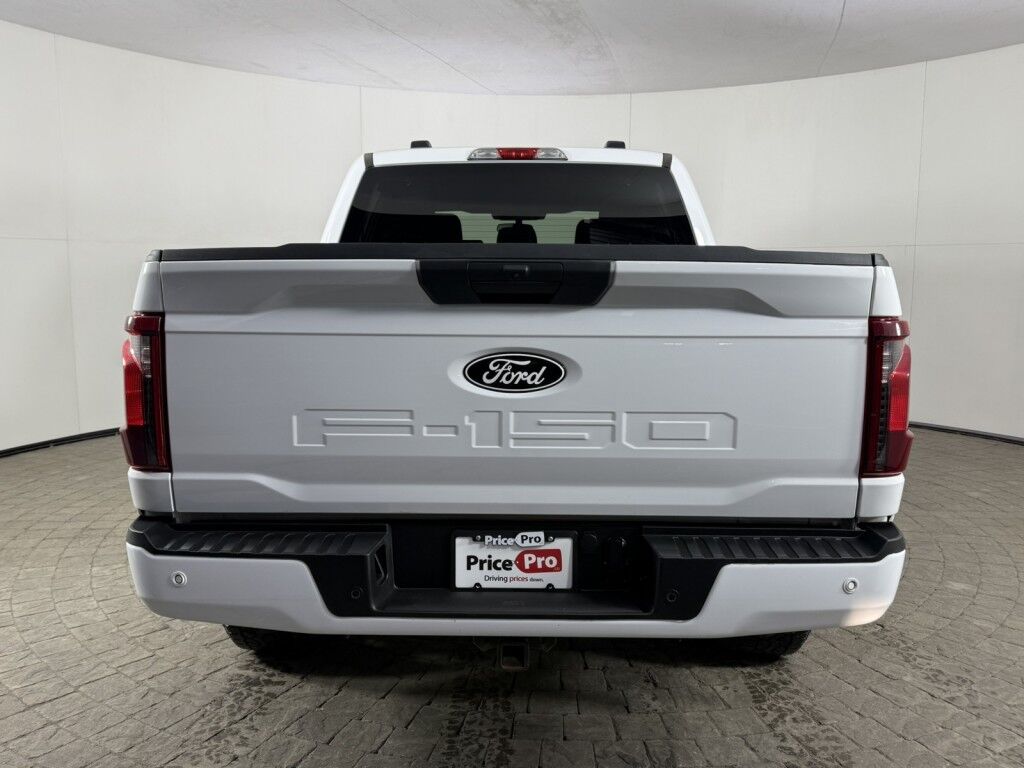 2025 Ford F-150 XLT w/Black Appearance pkg 4WD SuperCrew 5.5' Box Maumee OH