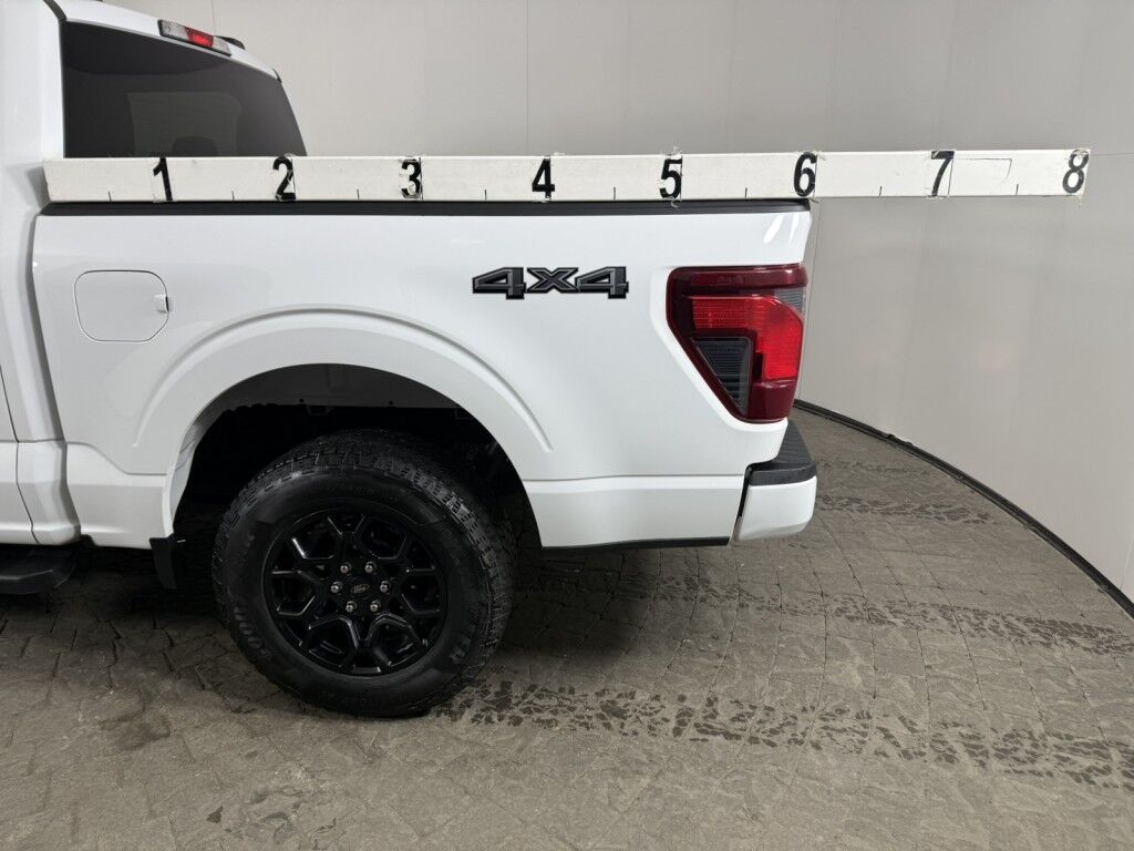2025 Ford F-150 XLT w/Black Appearance pkg 4WD SuperCrew 5.5' Box Maumee OH