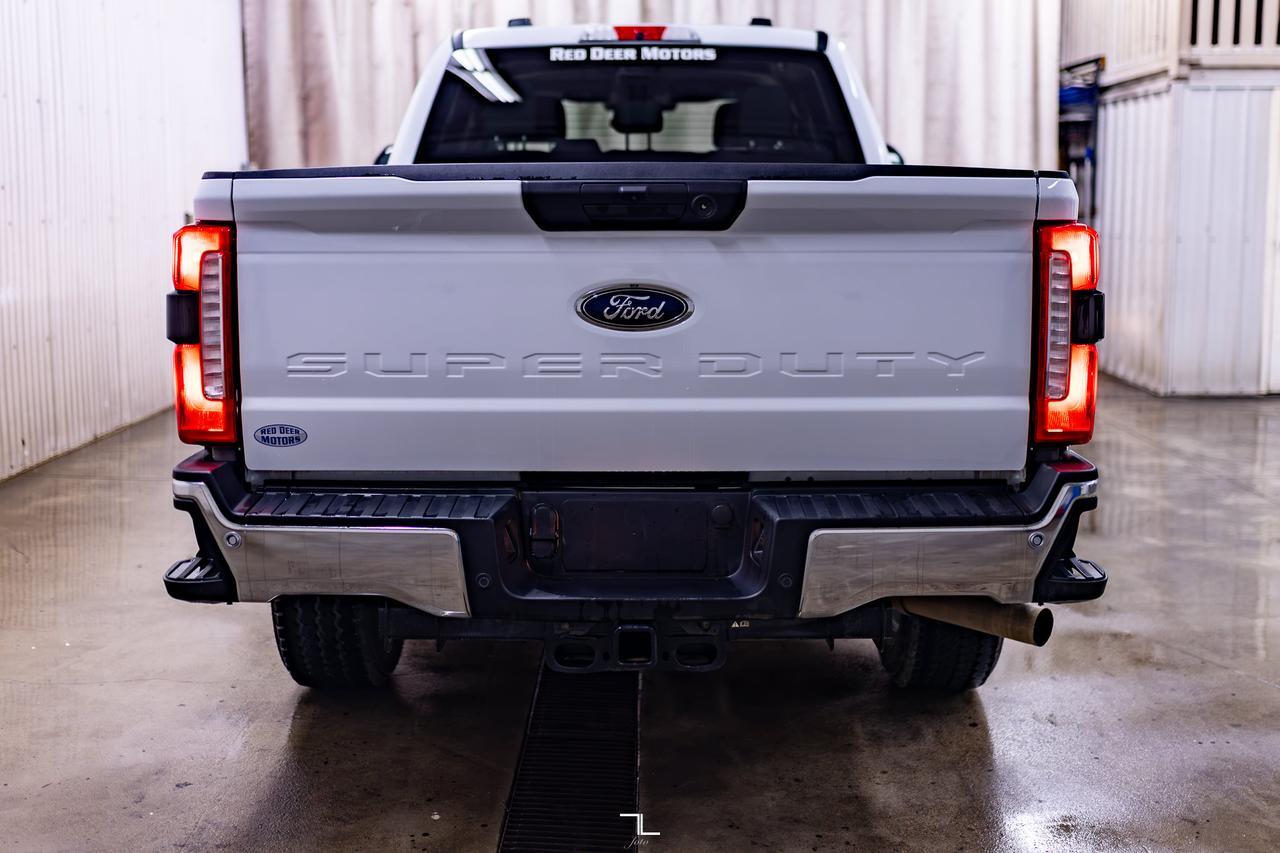 2025 Ford F-250 4x4 Crew Cab XLT FX4 PSeat BCam Red Deer AB