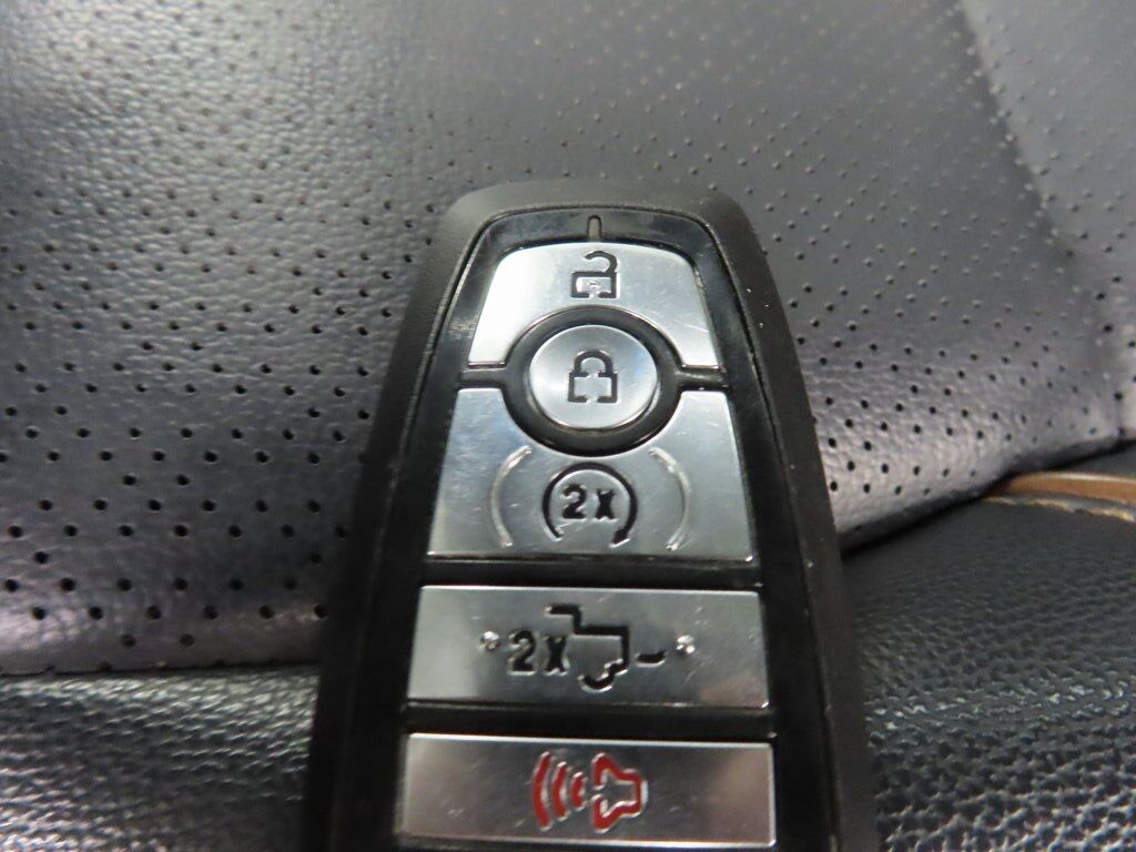 2025 Ford F-250 Super Duty 4x4 Crew Cab Lariat Fond du Lac WI