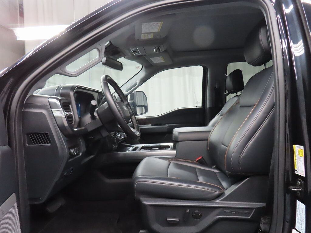 2025 Ford F-250 Super Duty 4x4 Crew Cab Lariat Fond du Lac WI