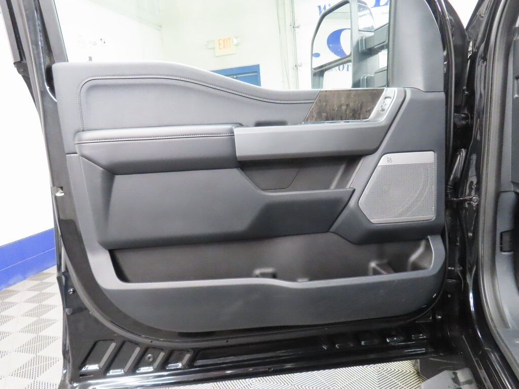 2025 Ford F-250 Super Duty 4x4 Crew Cab Lariat Fond du Lac WI