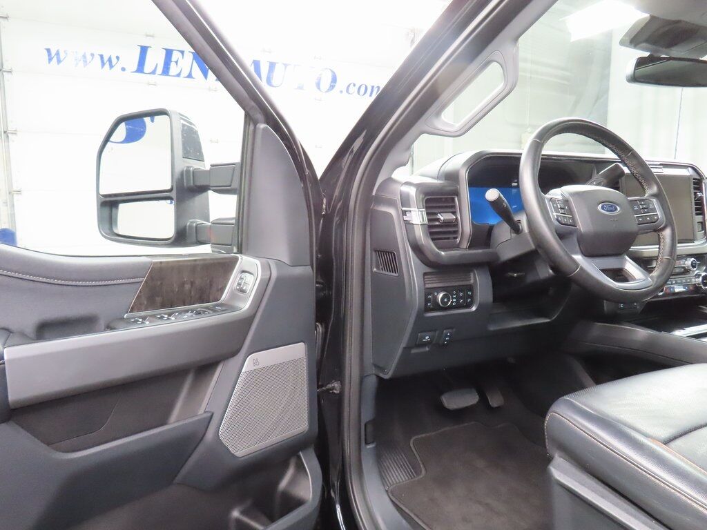 2025 Ford F-250 Super Duty 4x4 Crew Cab Lariat Fond du Lac WI