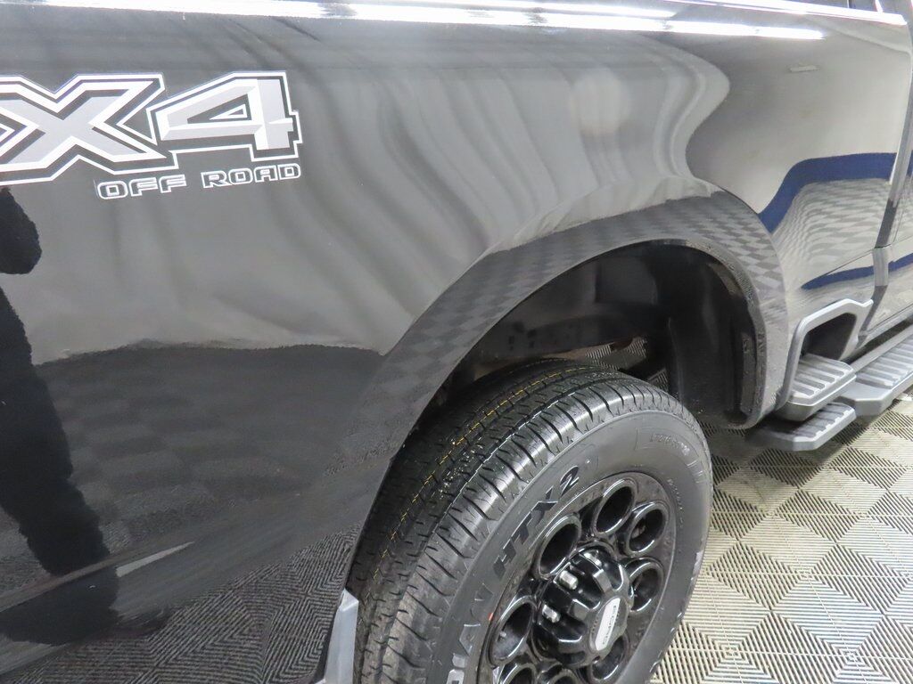 2025 Ford F-250 Super Duty 4x4 Crew Cab Lariat Fond du Lac WI
