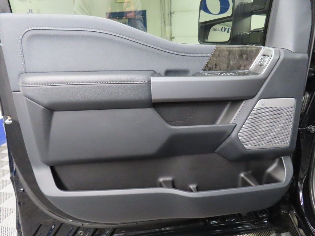 2025 Ford F-250 Super Duty 4x4 Crew Cab Lariat Fond du Lac WI