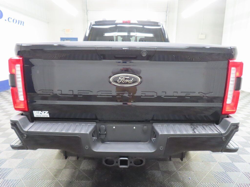 2025 Ford F-250 Super Duty 4x4 Crew Cab Lariat Fond du Lac WI