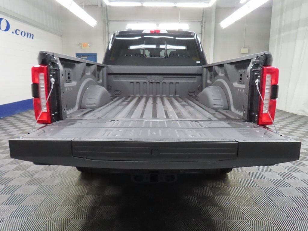 2025 Ford F-250 Super Duty 4x4 Crew Cab Lariat Fond du Lac WI