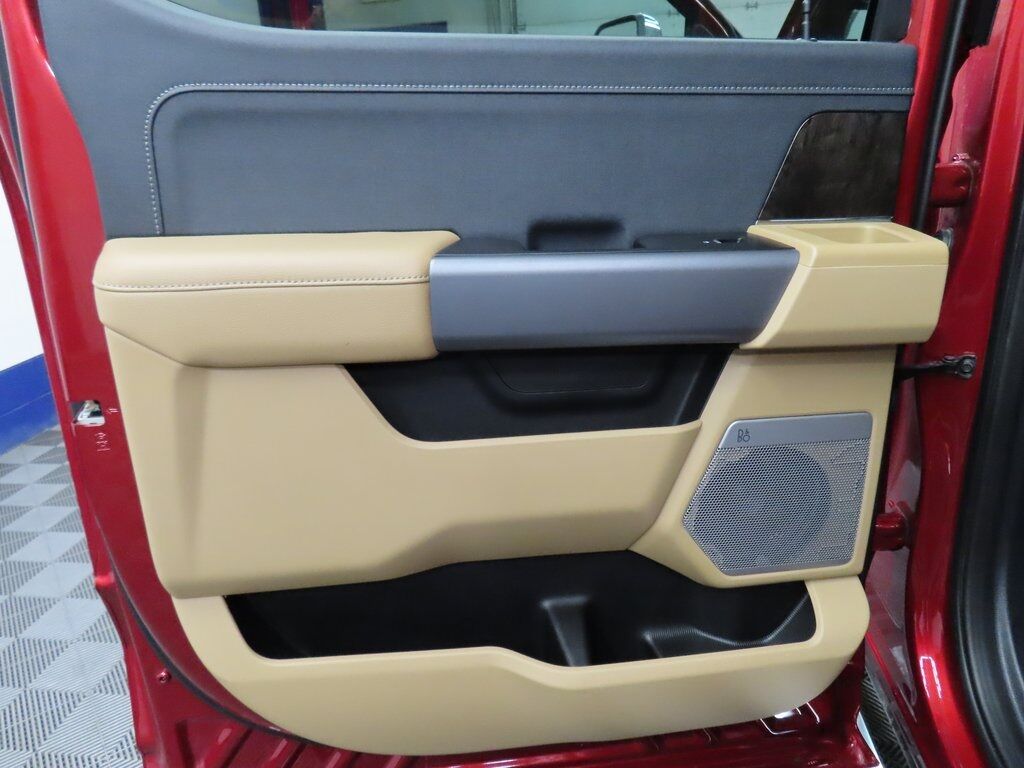 2025 Ford F-250 Super Duty 4x4 Crew Cab Lariat Fond du Lac WI