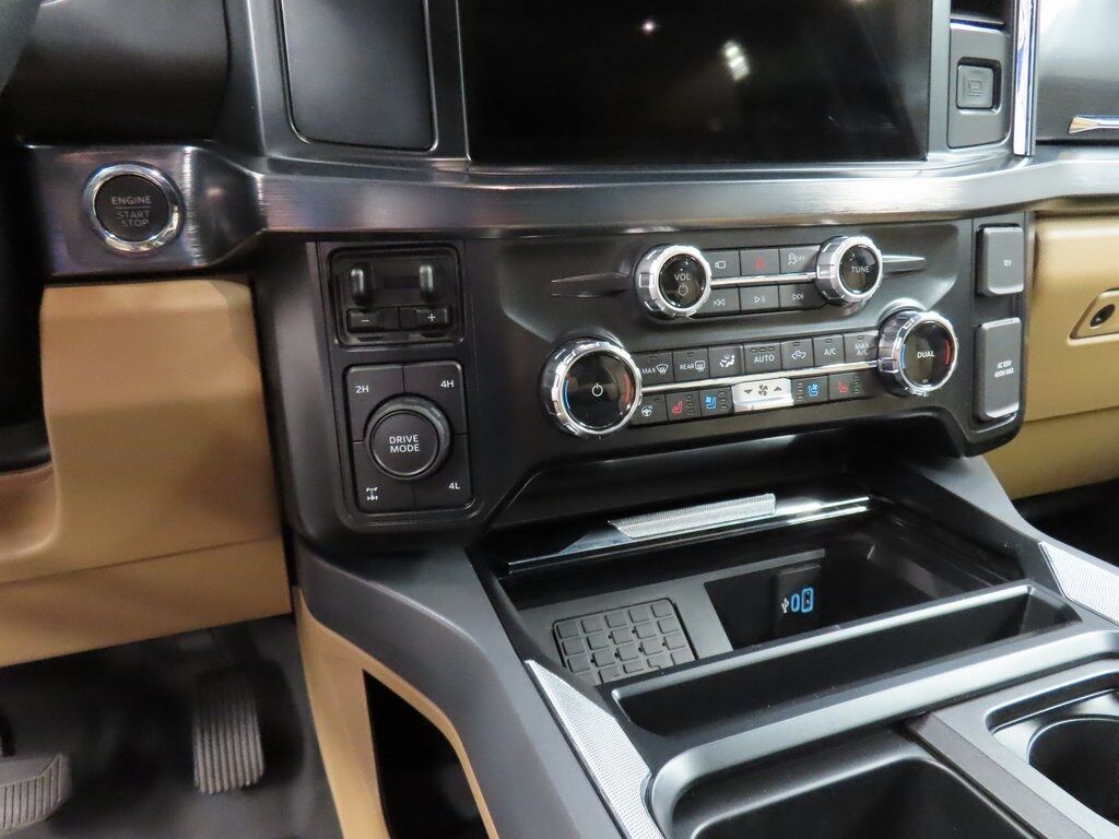2025 Ford F-250 Super Duty 4x4 Crew Cab Lariat Fond du Lac WI