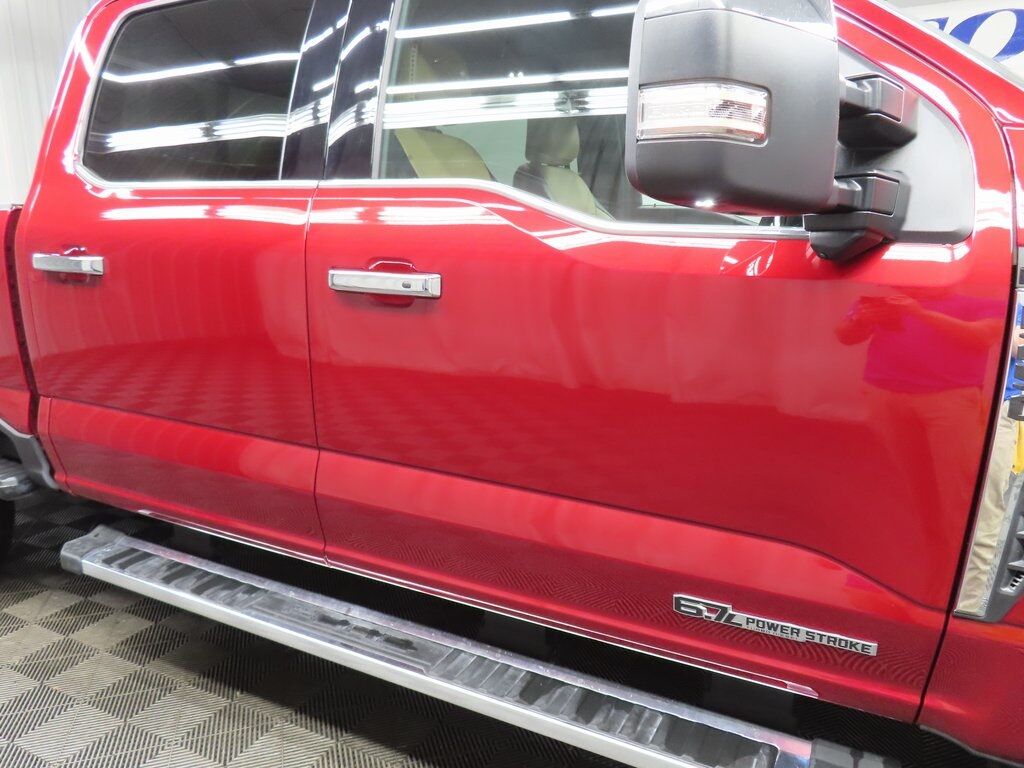 2025 Ford F-250 Super Duty 4x4 Crew Cab Lariat Fond du Lac WI