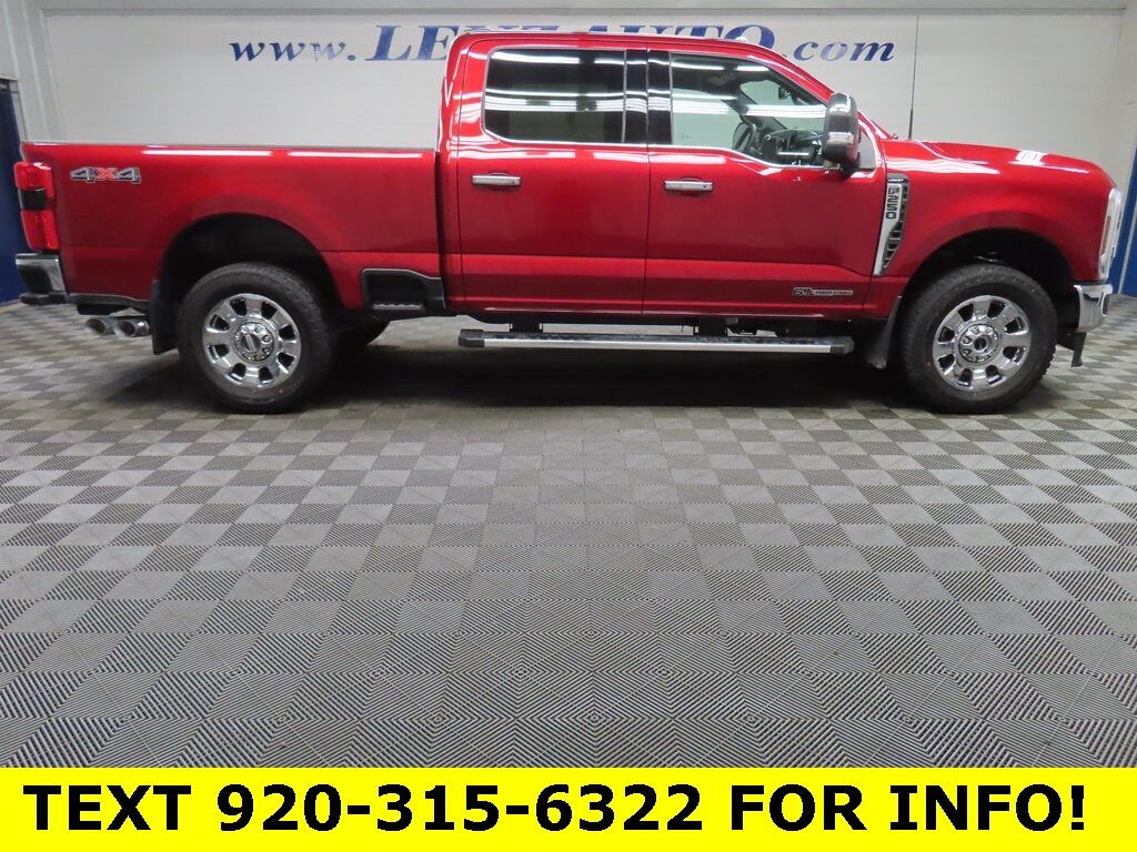 2025 Ford F-250 Super Duty 4x4 Crew Cab Lariat Fond du Lac WI