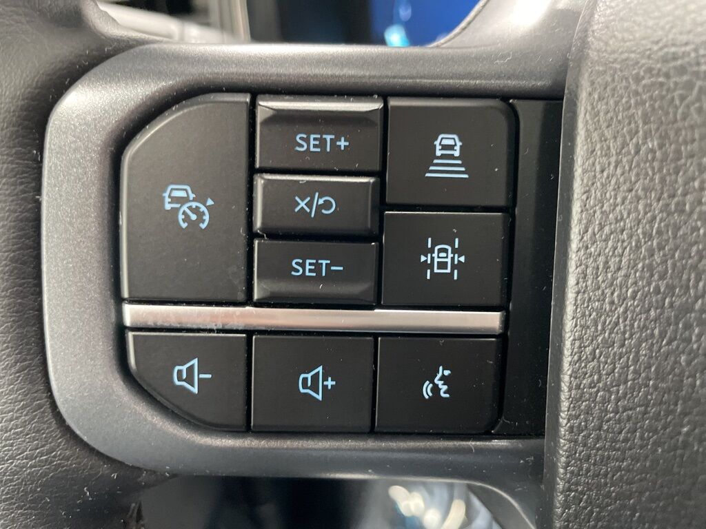 2025 Ford F-250 Super Duty 4x4 Crew Cab Lariat Minocqua WI